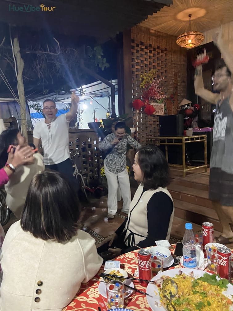 Hue tour photo 72