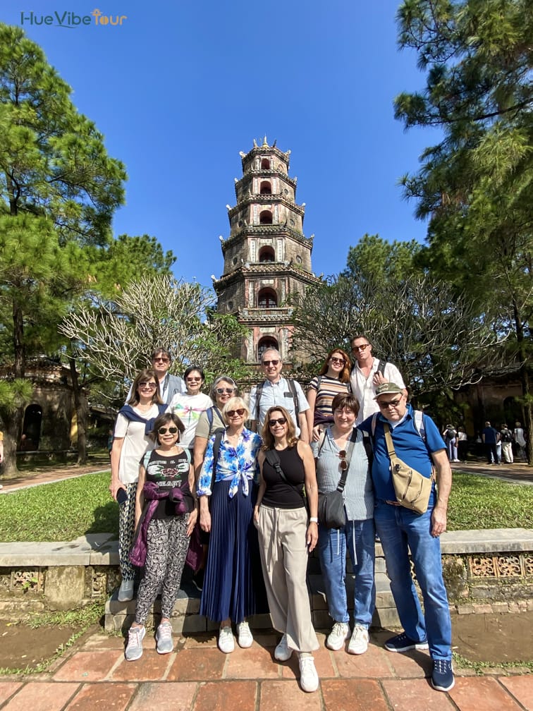 Hue tour photo 68