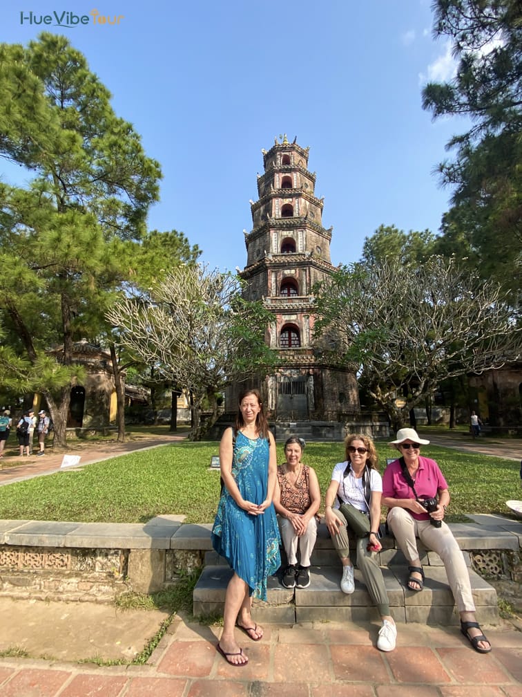 Hue tour photo 54
