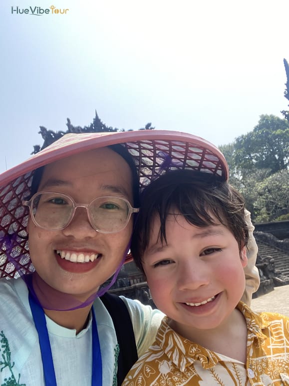 Hue tour photo 38