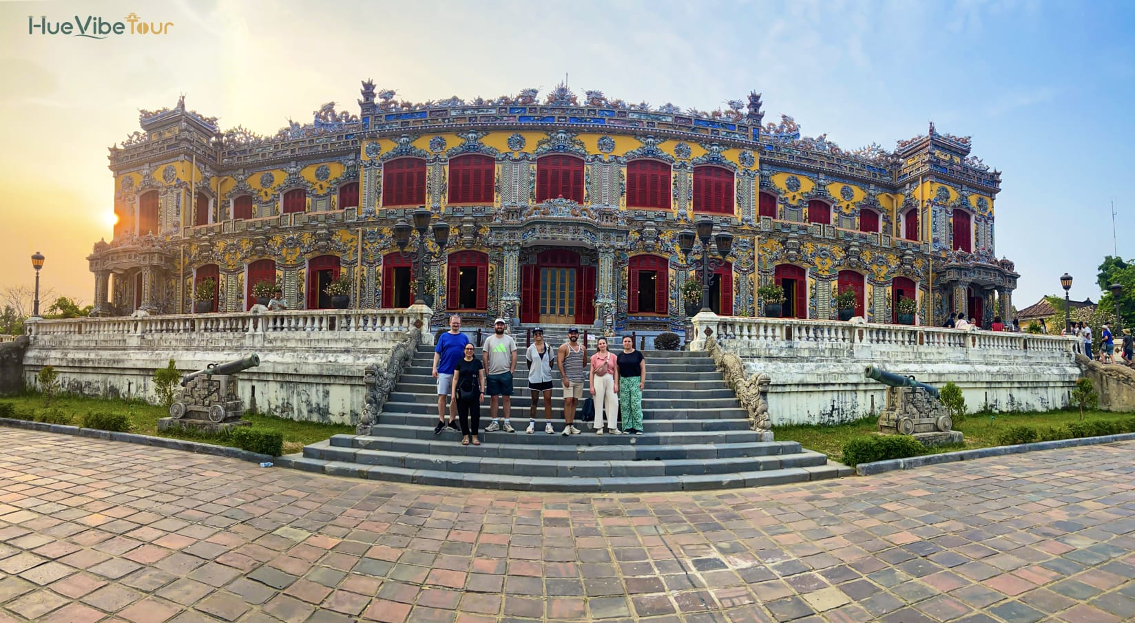 Hue tour photo 24