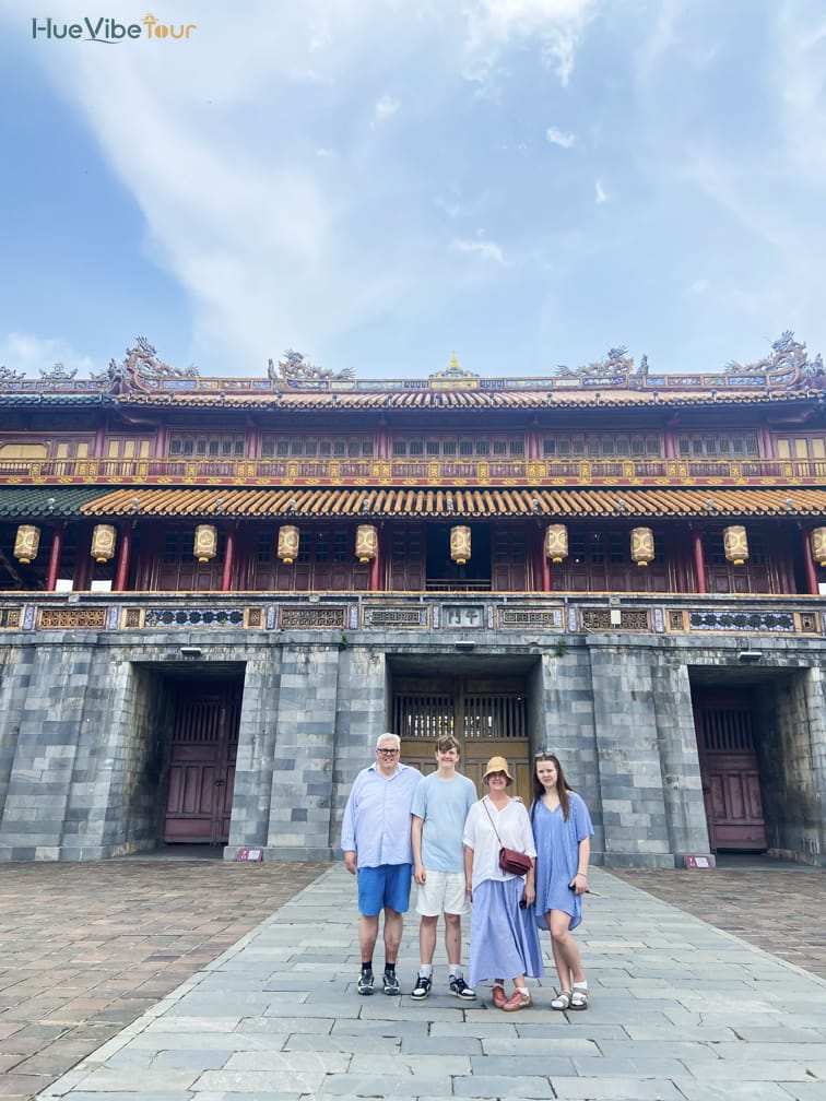 Hue tour photo 15