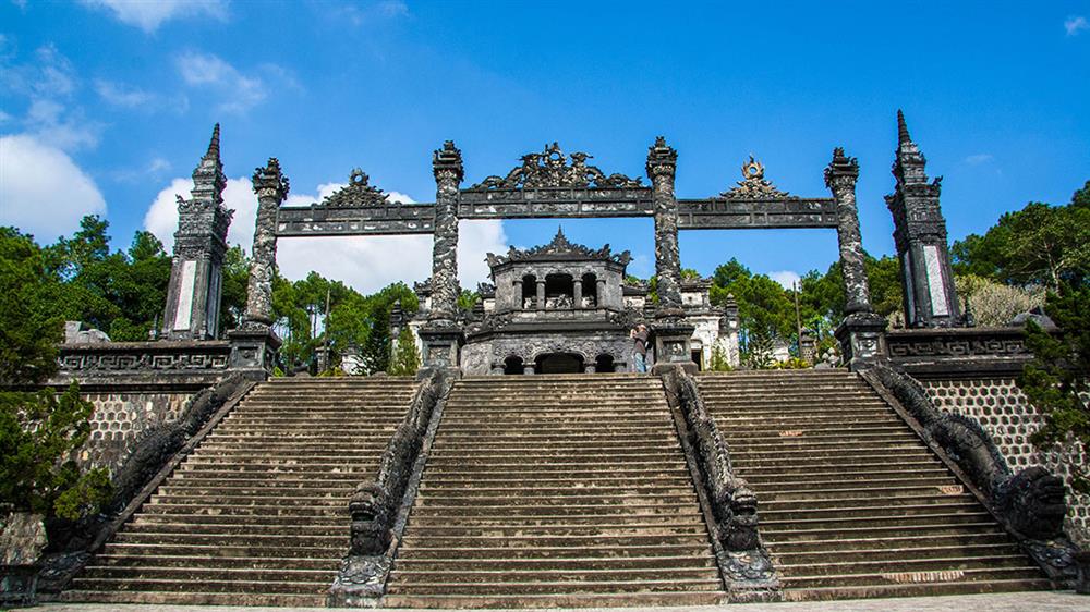 Khai Dinh Tomb — Overview
